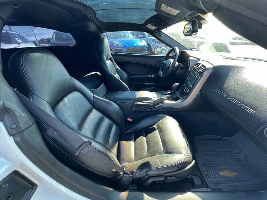 2006 Chevrolet Corvette Image 19