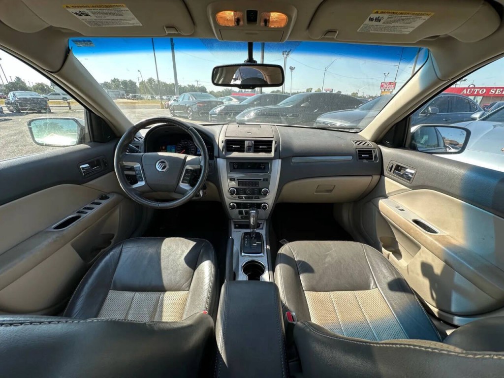2010 Mercury Milan Hybrid Image 2