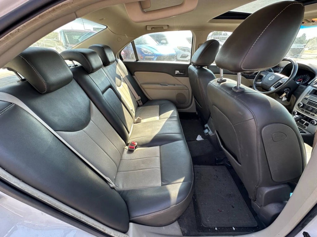 2010 Mercury Milan Hybrid Image 14