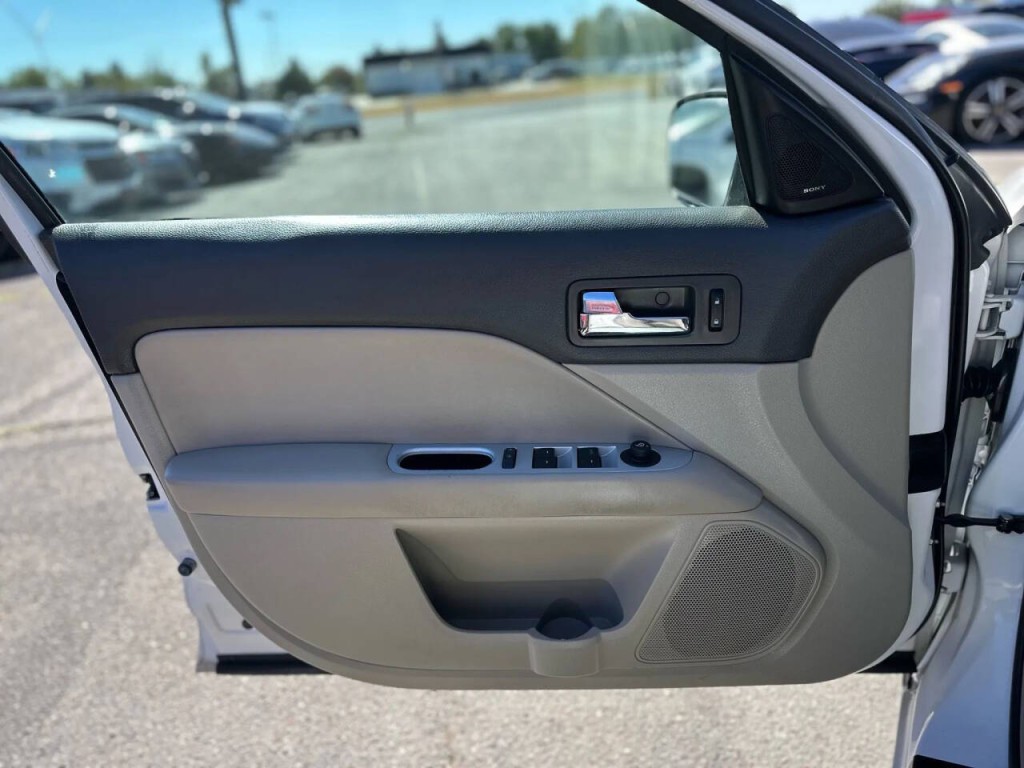 2010 Mercury Milan Hybrid Image 20