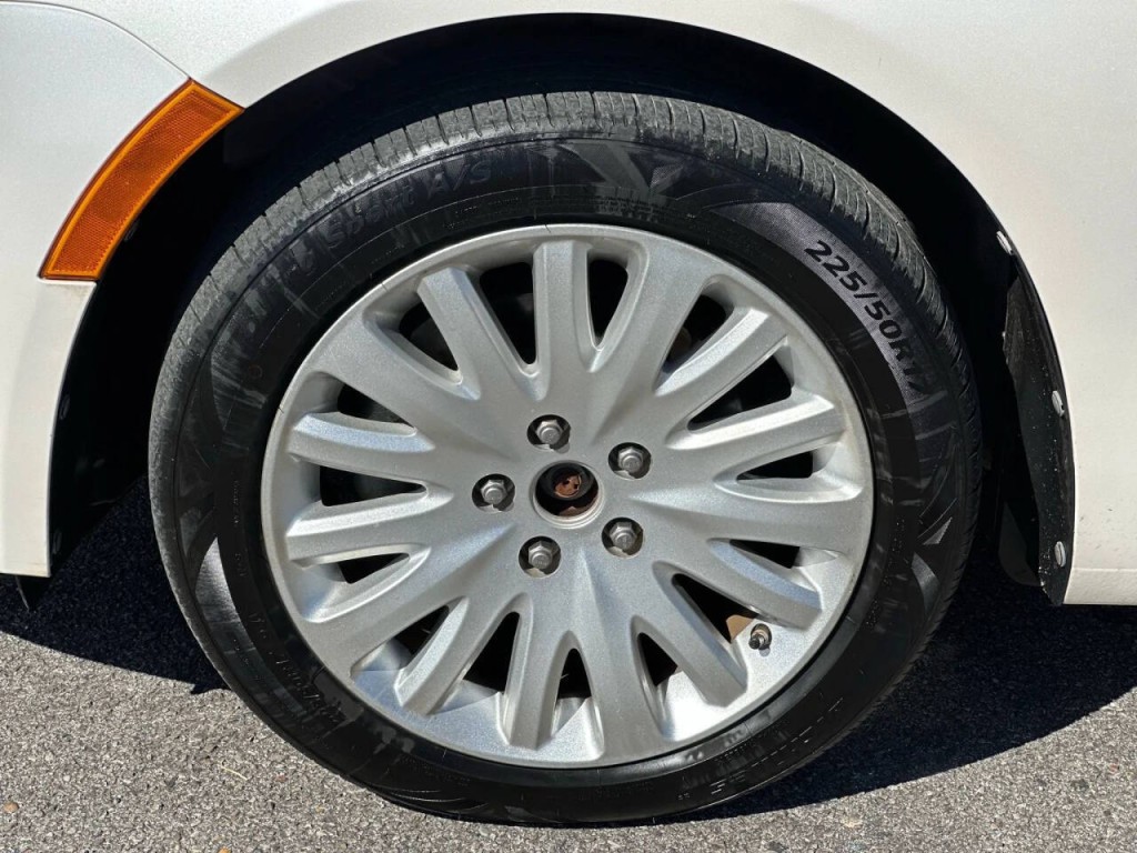 2010 Mercury Milan Hybrid Image 26