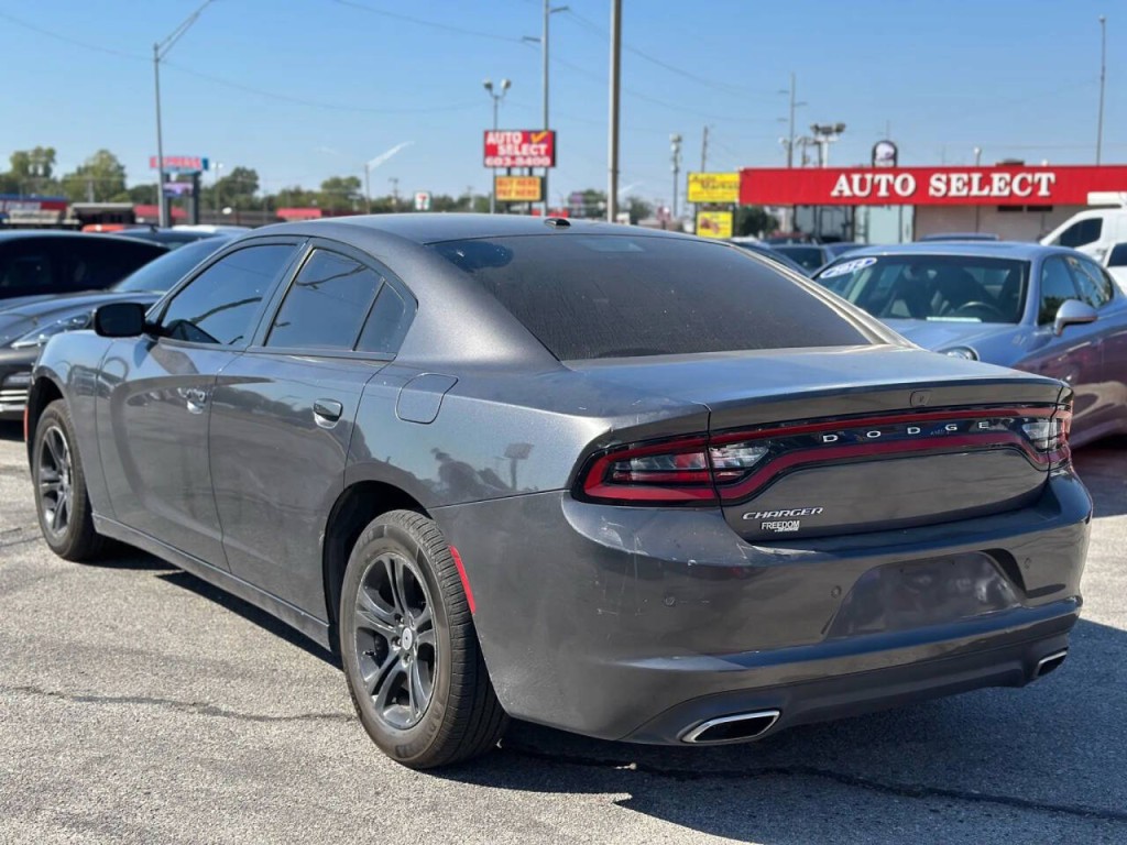2018 Dodge Charger Image 8