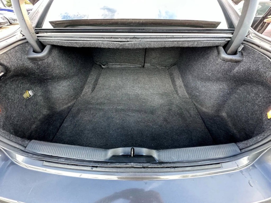 2018 Dodge Charger Image 18