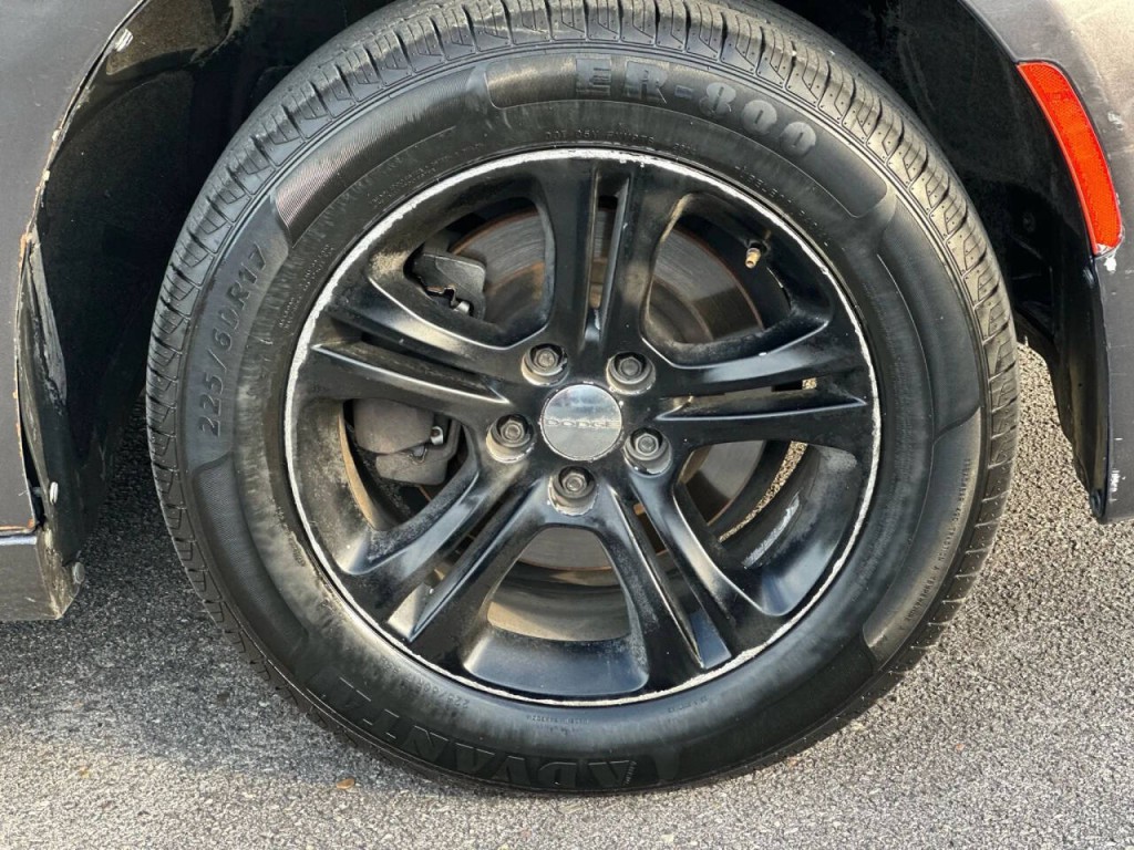 2018 Dodge Charger Image 25