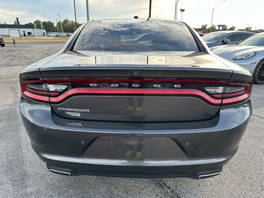2018 Dodge Charger Image 33