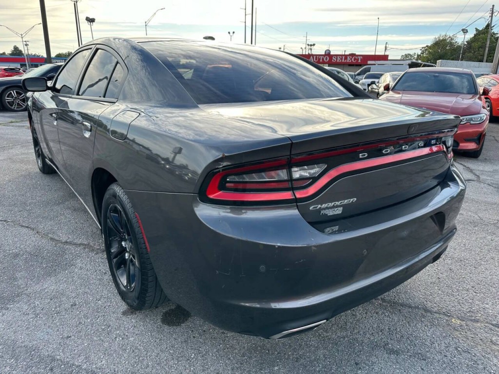 2018 Dodge Charger Image 34