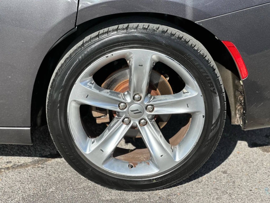 2017 Dodge Charger Image 25