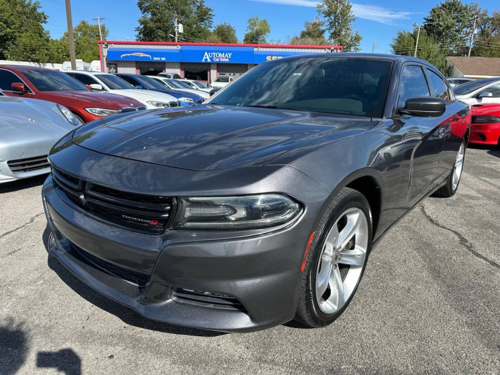 2017 Dodge Charger Image 28