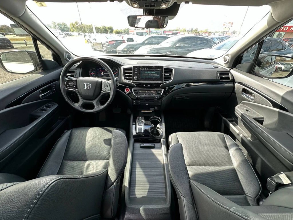 2021 Honda Pilot Image 2