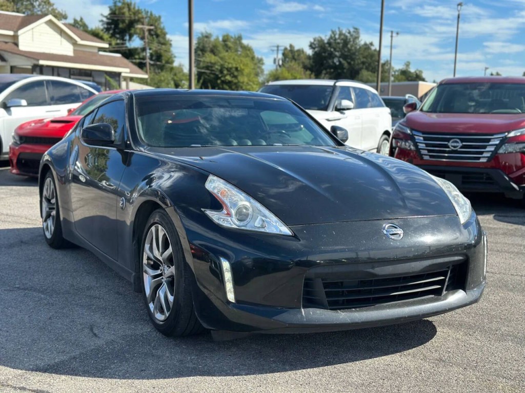 2013 Nissan 370Z Image 3