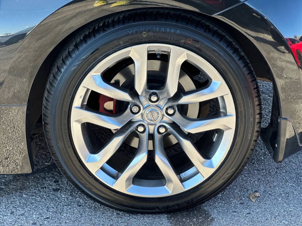 2013 Nissan 370Z Image 17