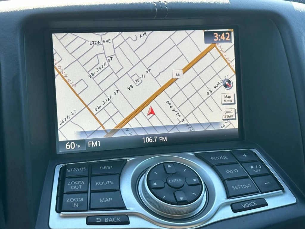 2013 Nissan 370Z Image 27