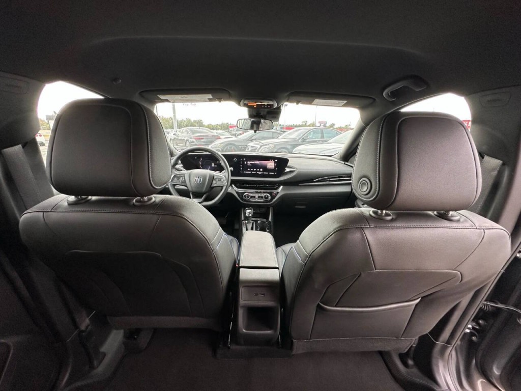 2025 Buick Envista Image 15