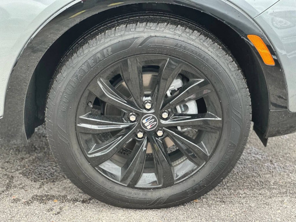 2025 Buick Envista Image 25