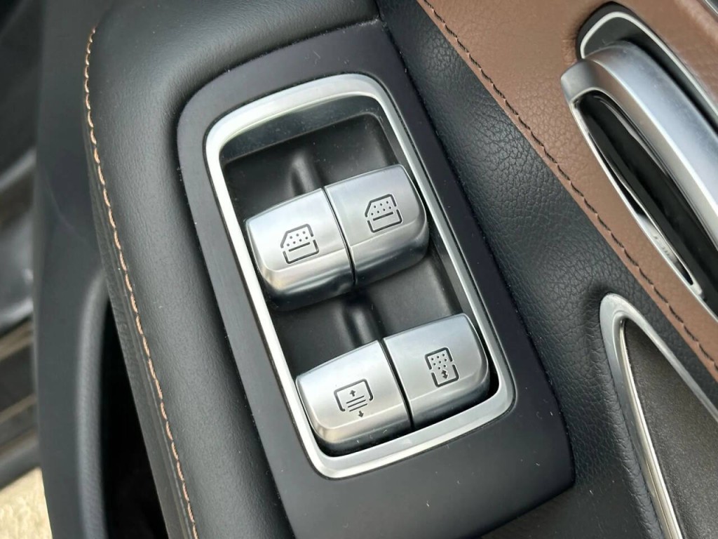 2014 Mercedes-Benz S-Class Image 27