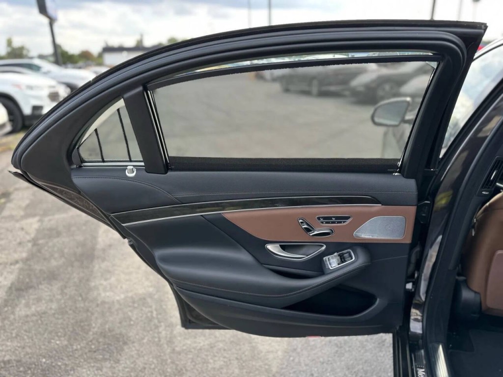 2014 Mercedes-Benz S-Class Image 29