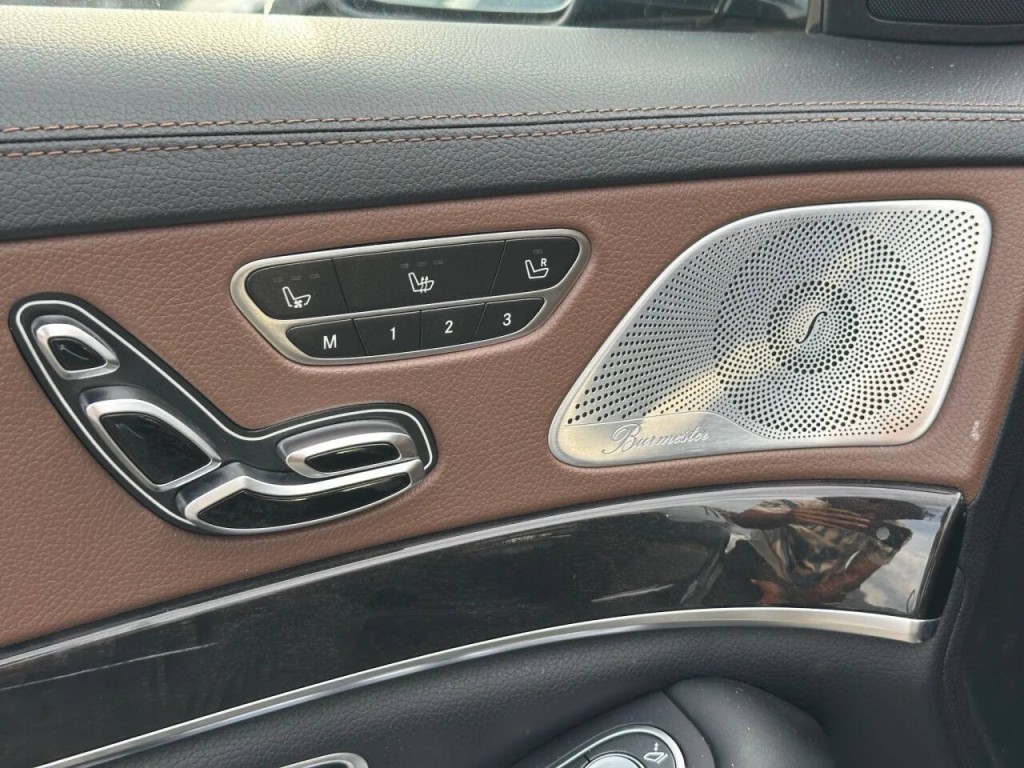 2014 Mercedes-Benz S-Class Image 31
