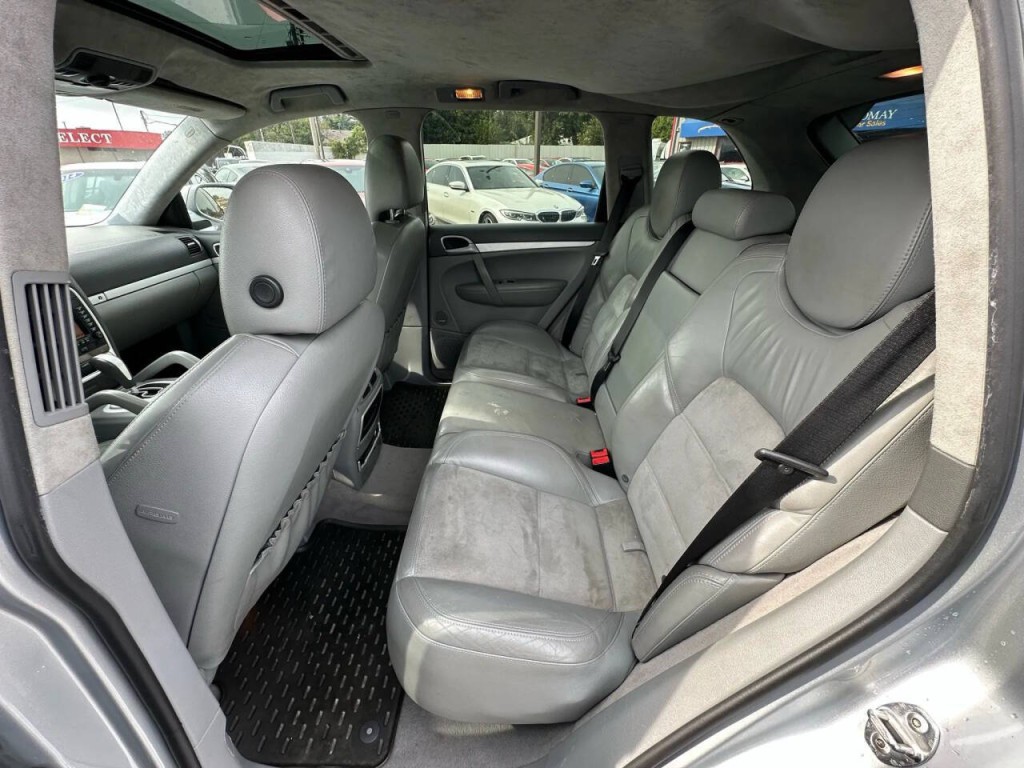2008 Porsche Cayenne Image 17