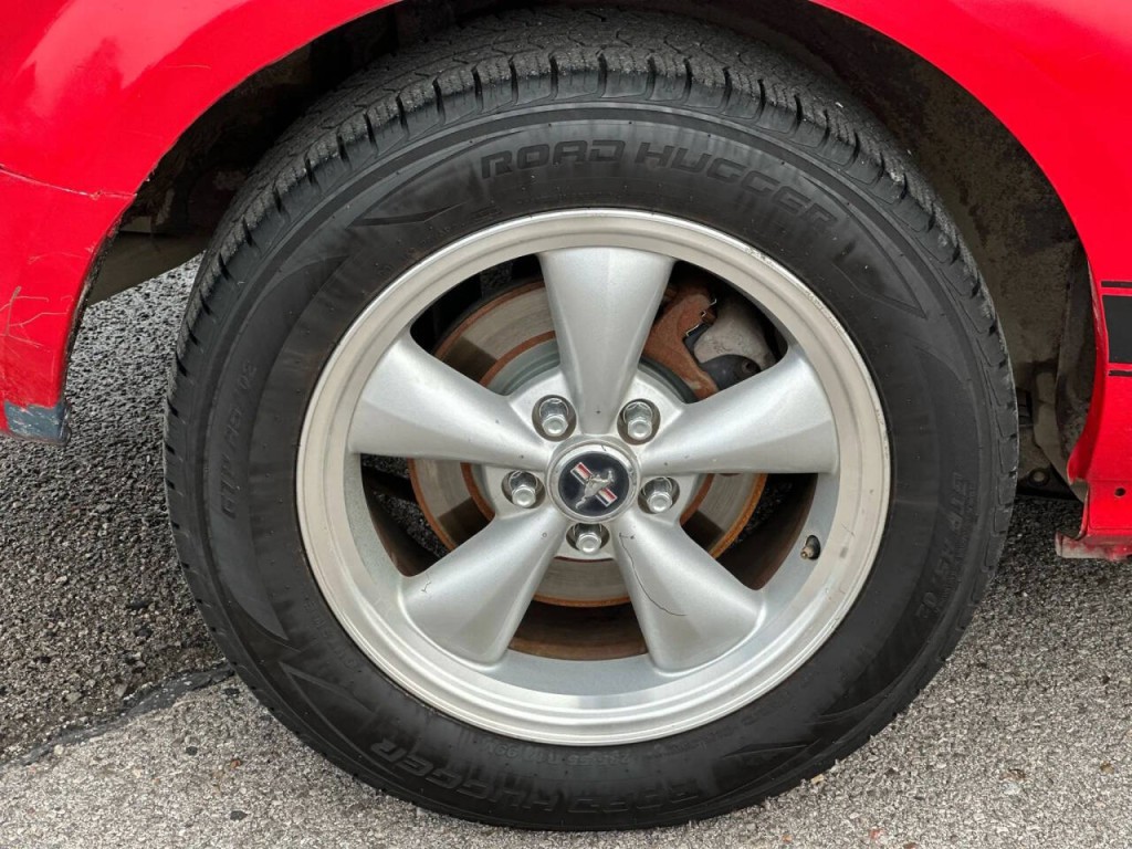 2006 Ford Mustang Image 15