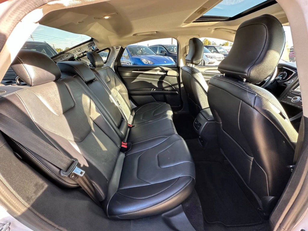 2017 Ford Fusion Image 14