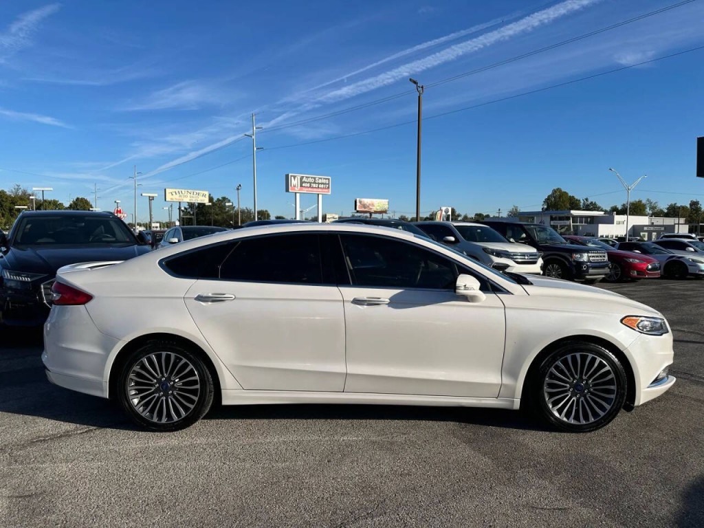 2017 Ford Fusion Image 30