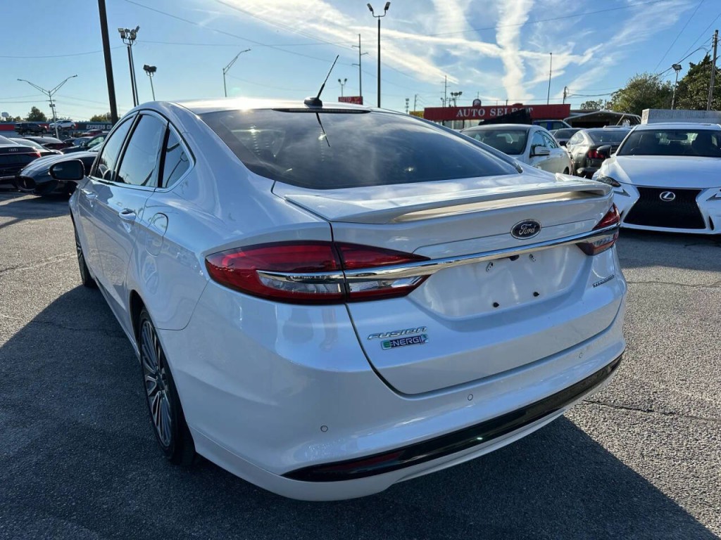 2017 Ford Fusion Image 33