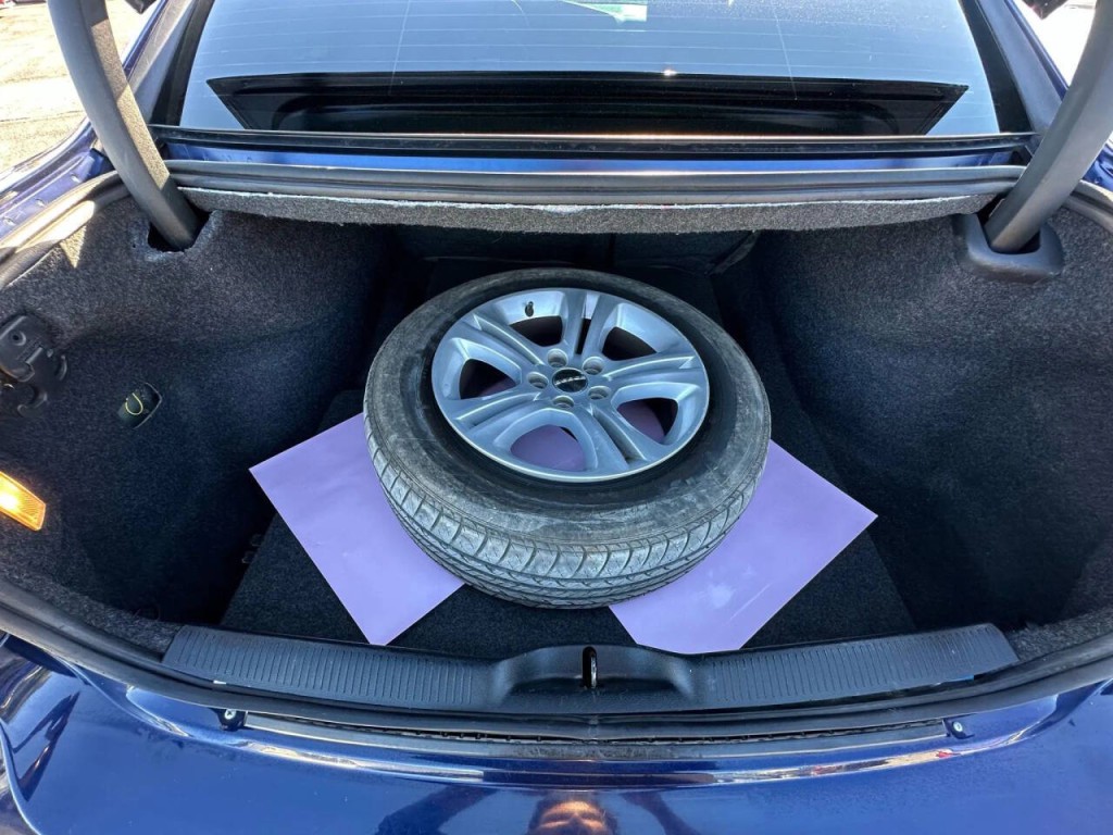 2016 Dodge Charger Image 17