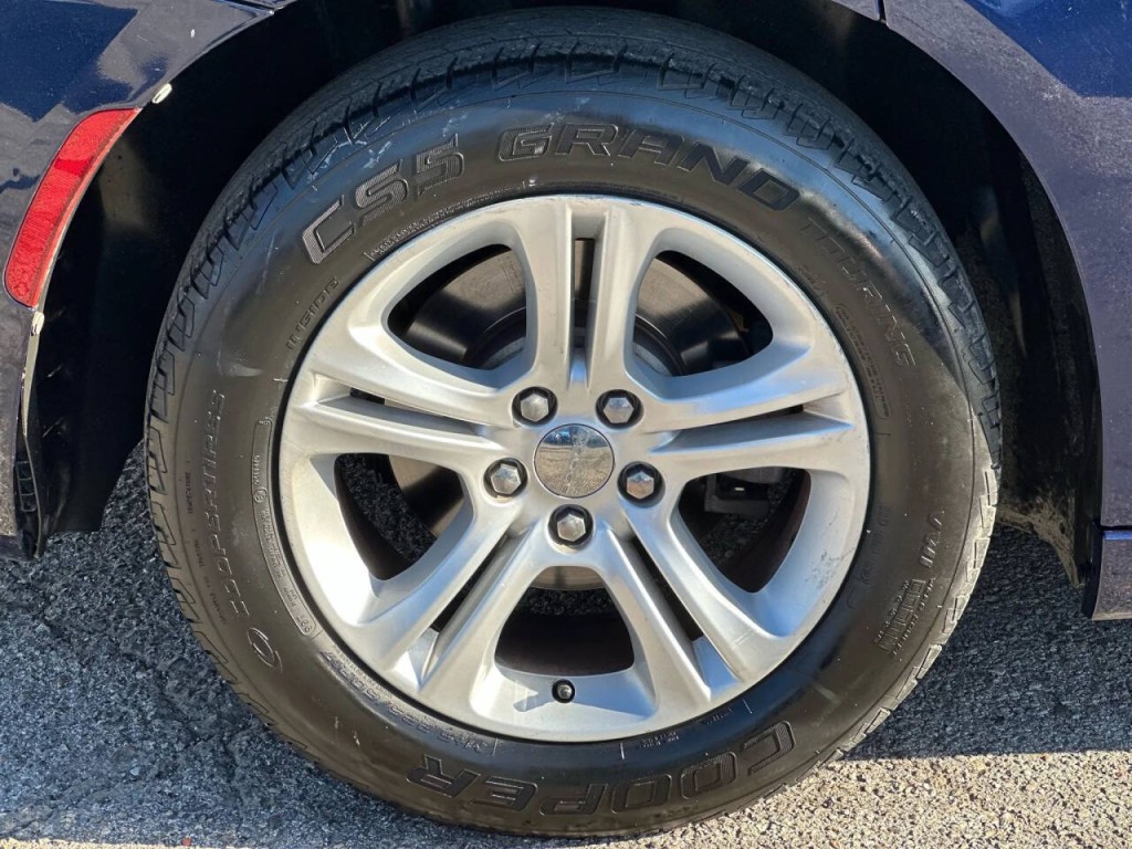 2016 Dodge Charger Image 25