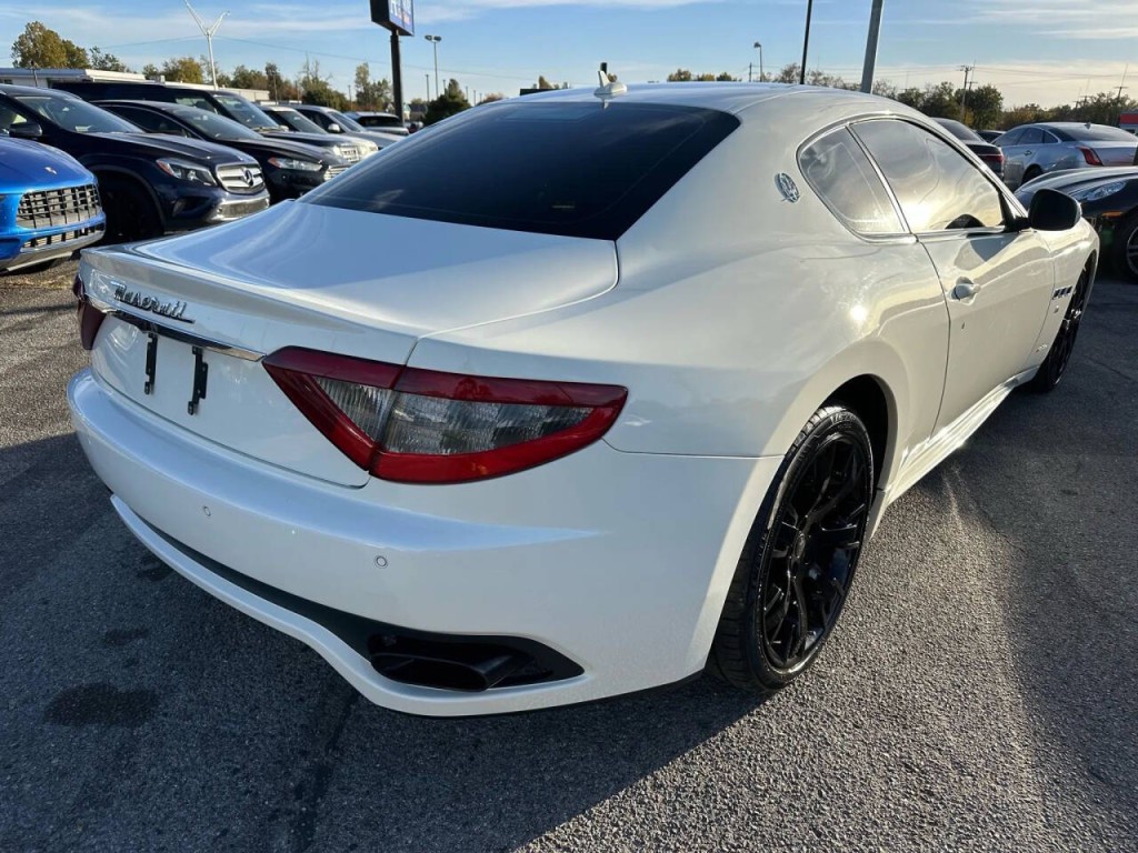 2014 Maserati GranTurismo Image 25