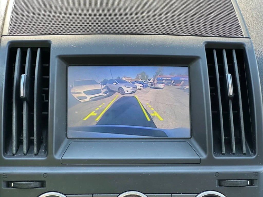 2015 Land Rover LR2 Image 34