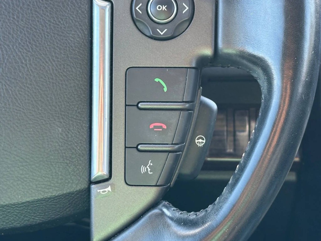 2015 Land Rover LR2 Image 37