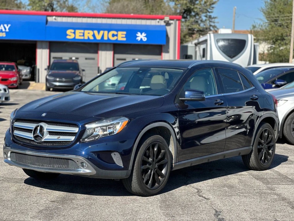 2017 Mercedes-Benz GLA-Class Image 1