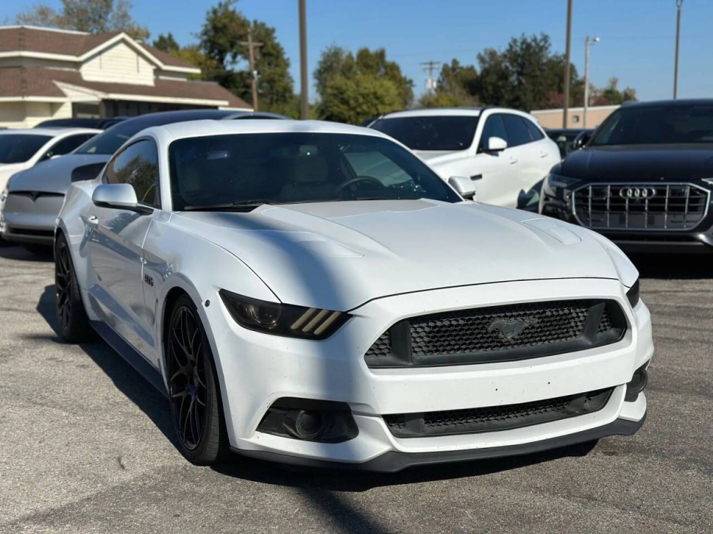2015 Ford Mustang Image 3