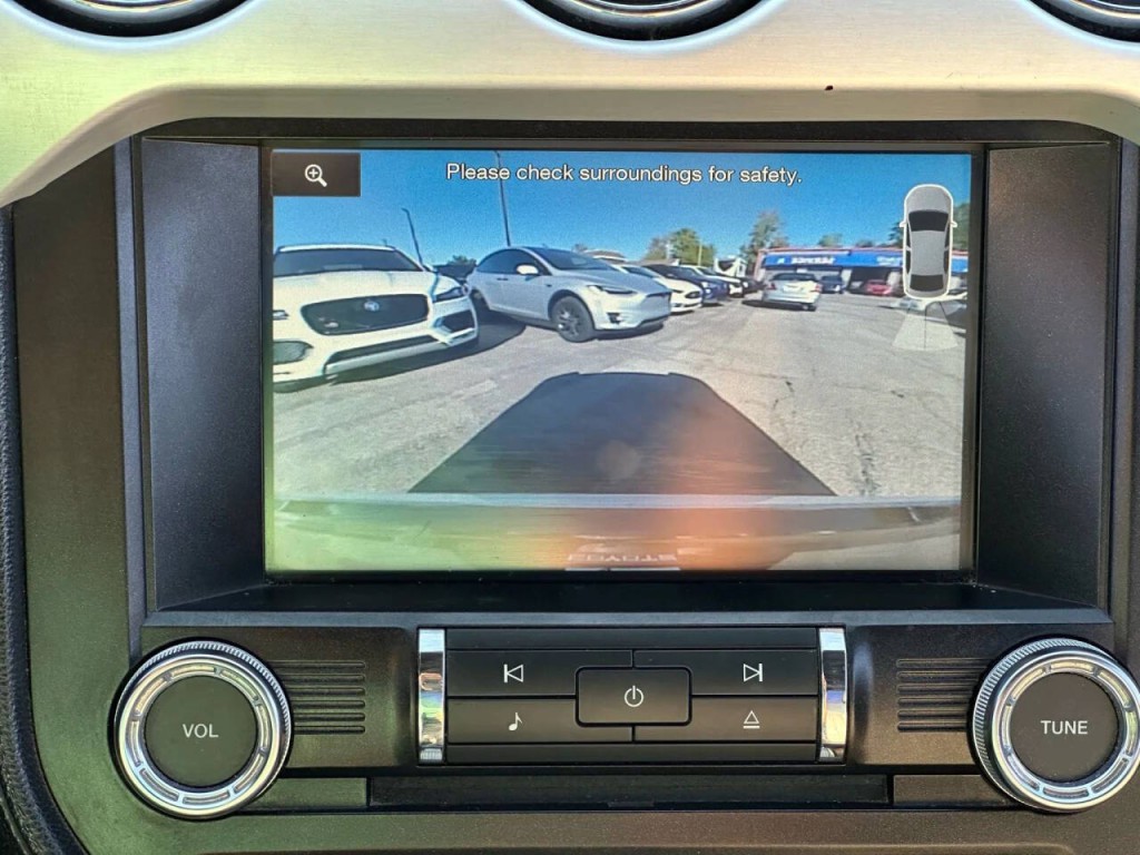 2015 Ford Mustang Image 19