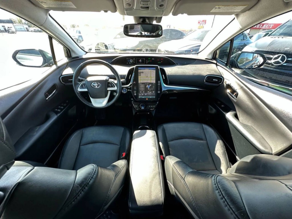 2018 Toyota Prius Image 11