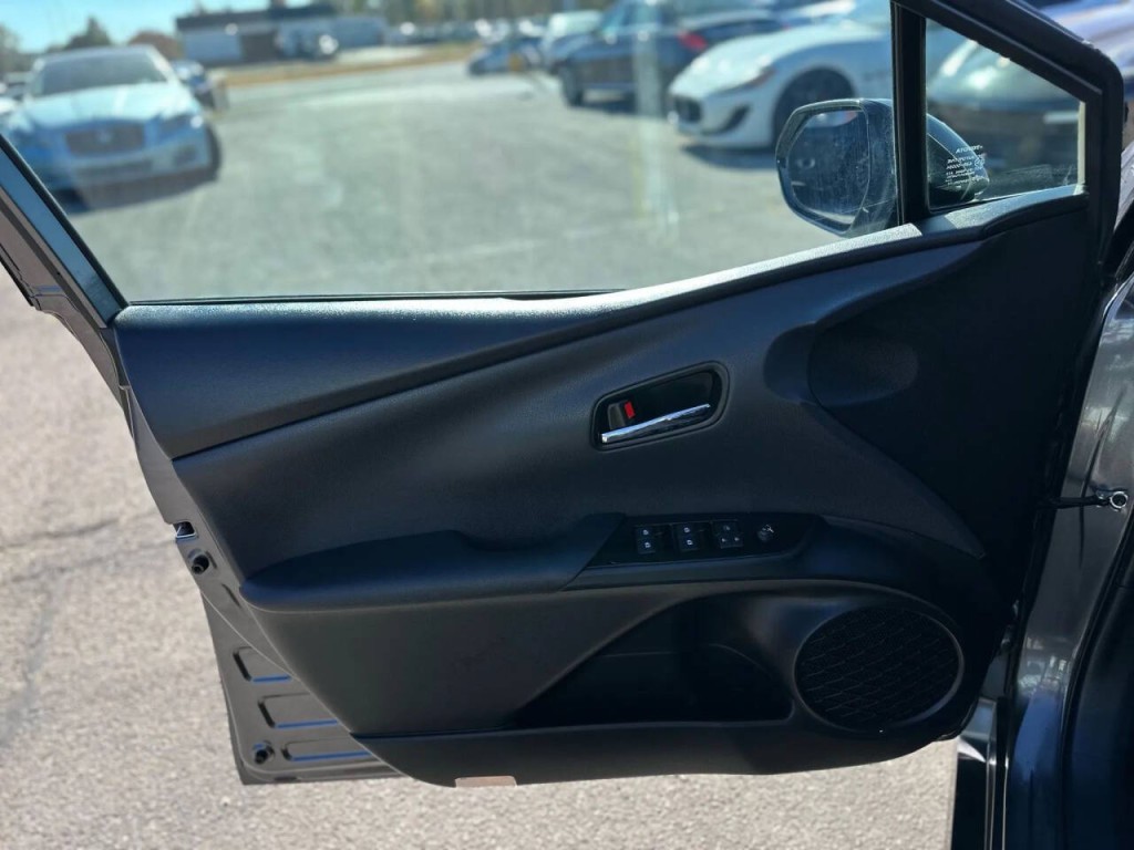 2018 Toyota Prius Image 20