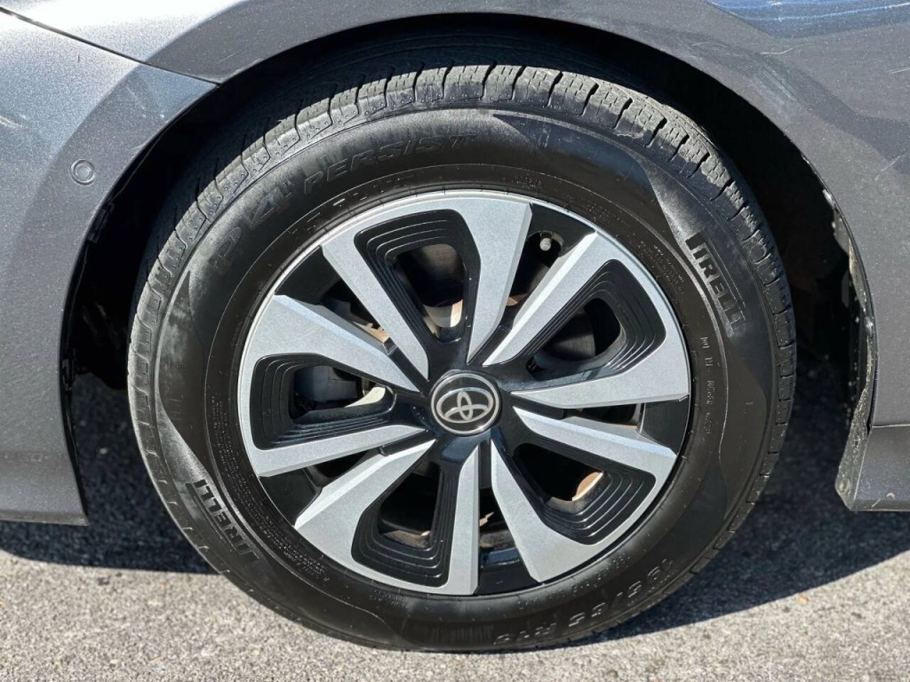 2018 Toyota Prius Image 25