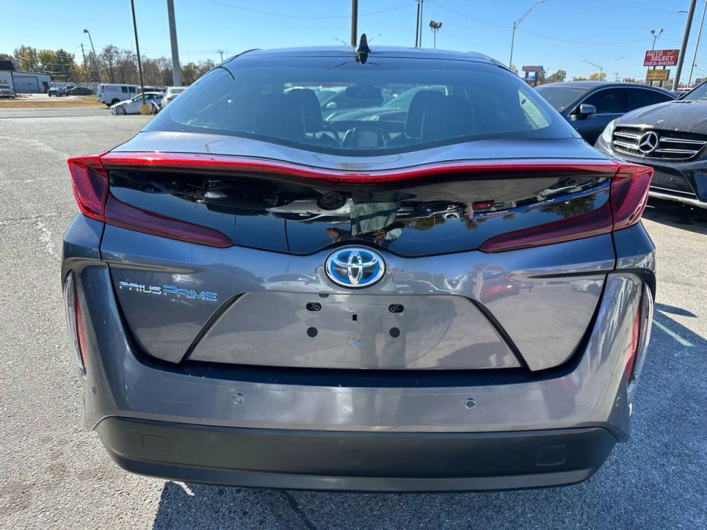 2018 Toyota Prius Image 33