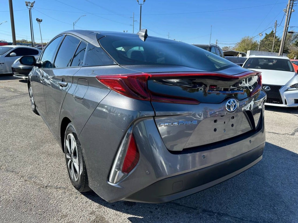 2018 Toyota Prius Image 34