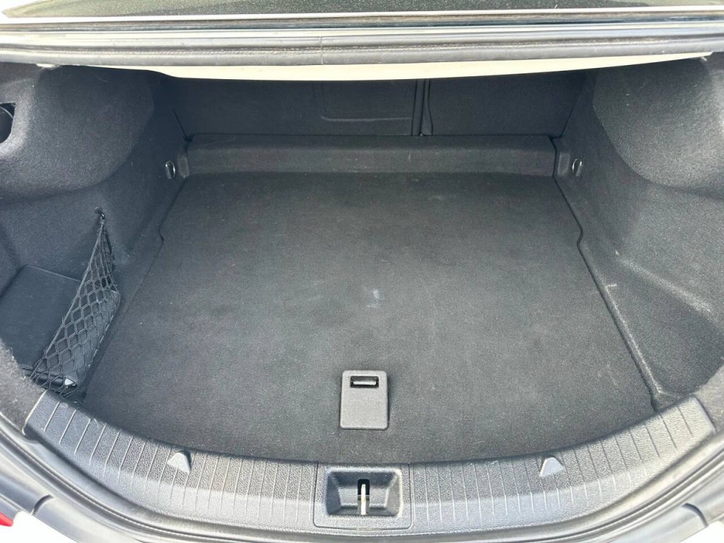 2014 Mercedes-Benz CLA-Class Image 18