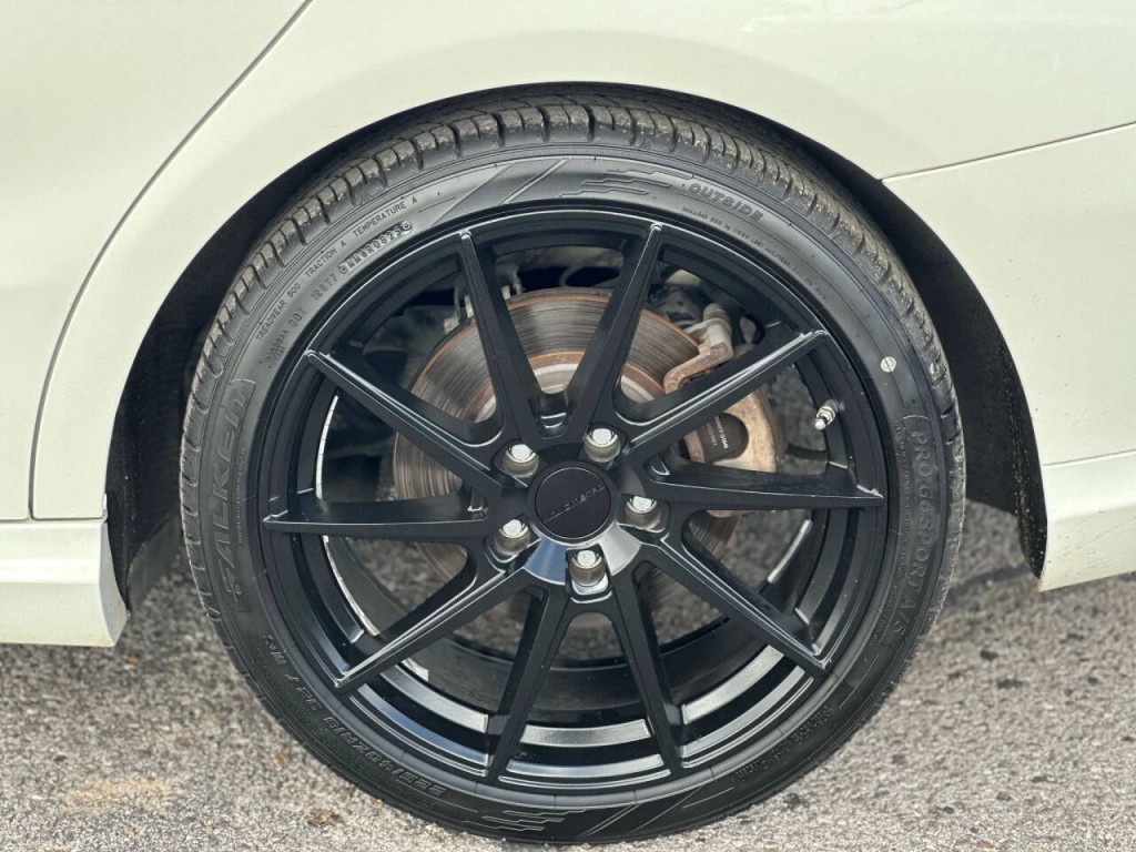 2014 Mercedes-Benz CLA-Class Image 24