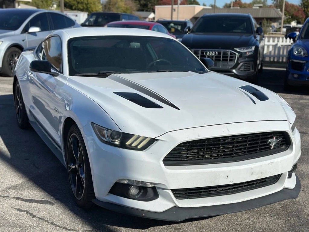 2016 Ford Mustang Image 4