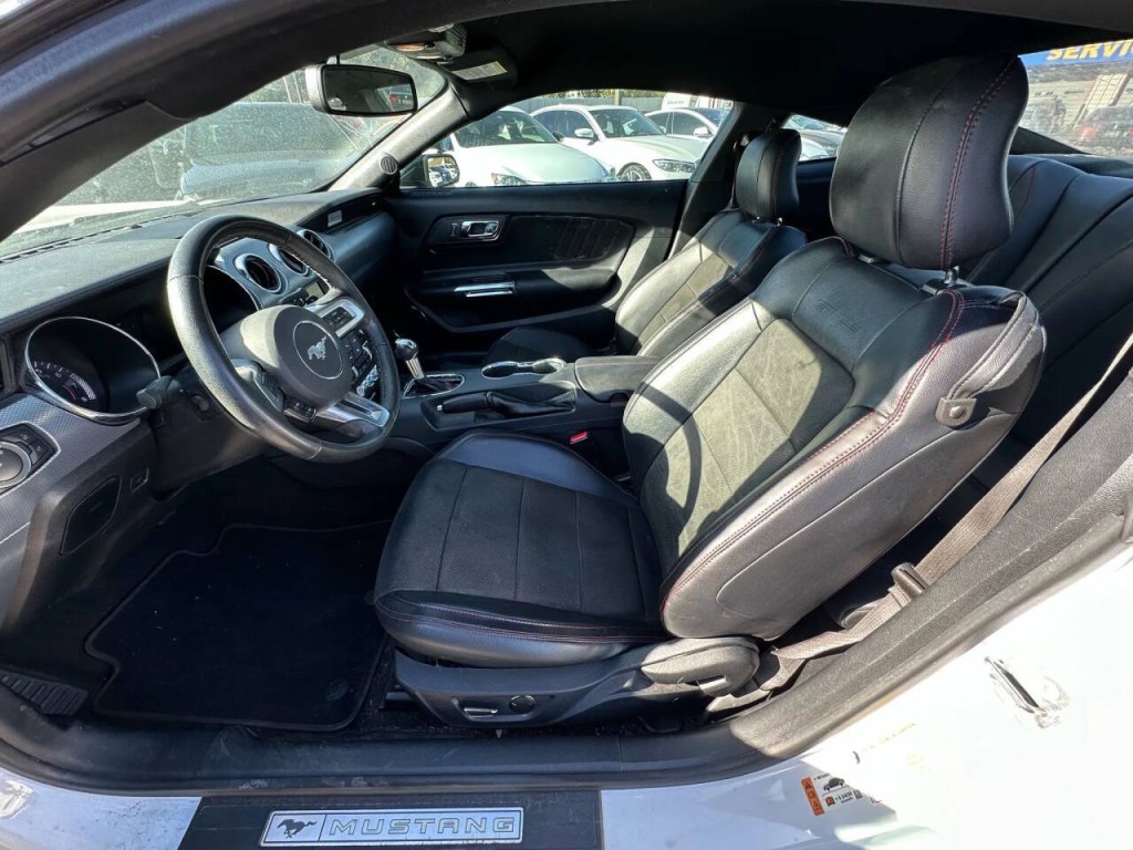 2016 Ford Mustang Image 10