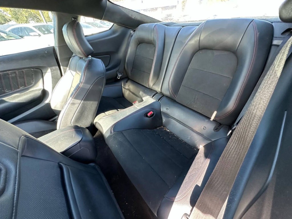 2016 Ford Mustang Image 13