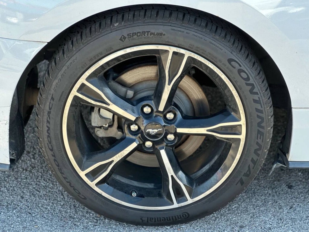 2016 Ford Mustang Image 20