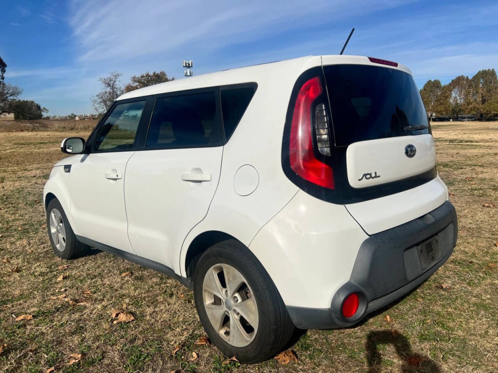 2014 Kia Soul Image 3