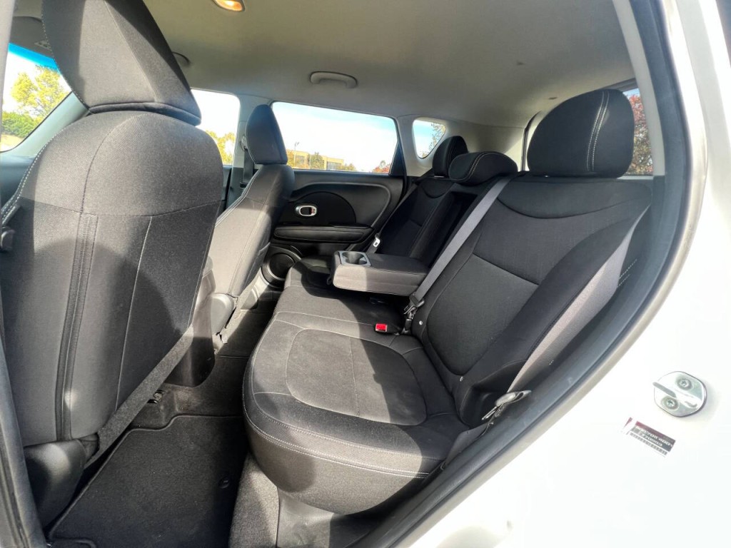 2014 Kia Soul Image 12