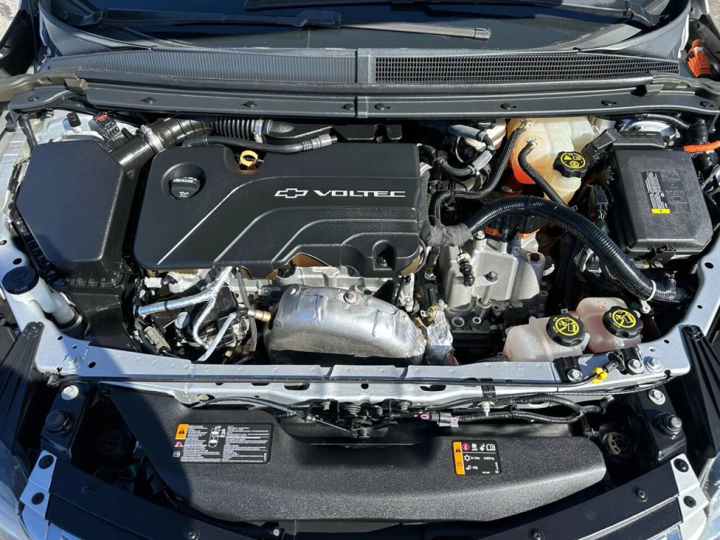 2017 Chevrolet Volt Image 19