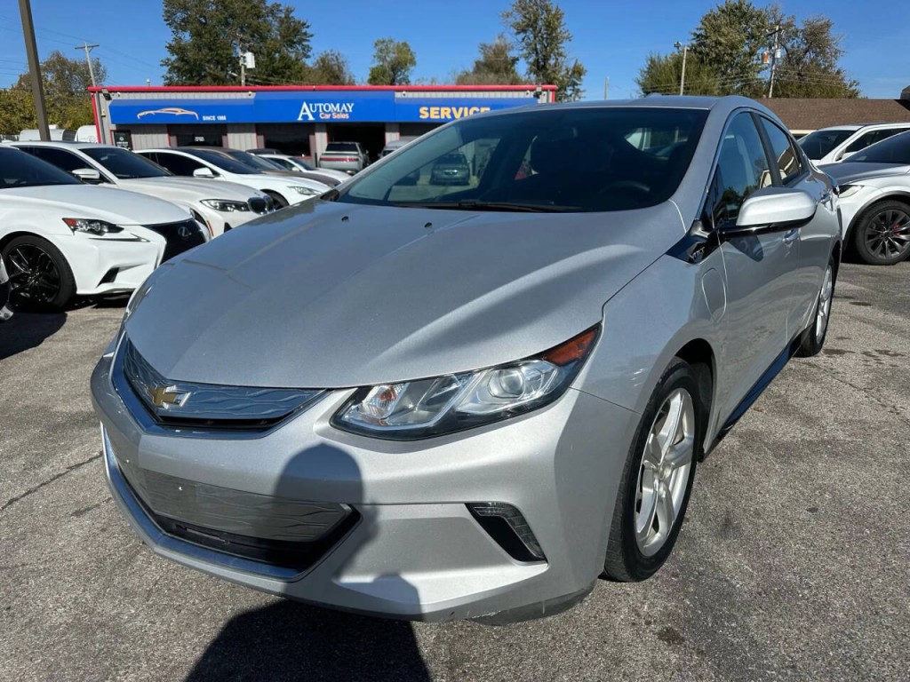 2017 Chevrolet Volt Image 28