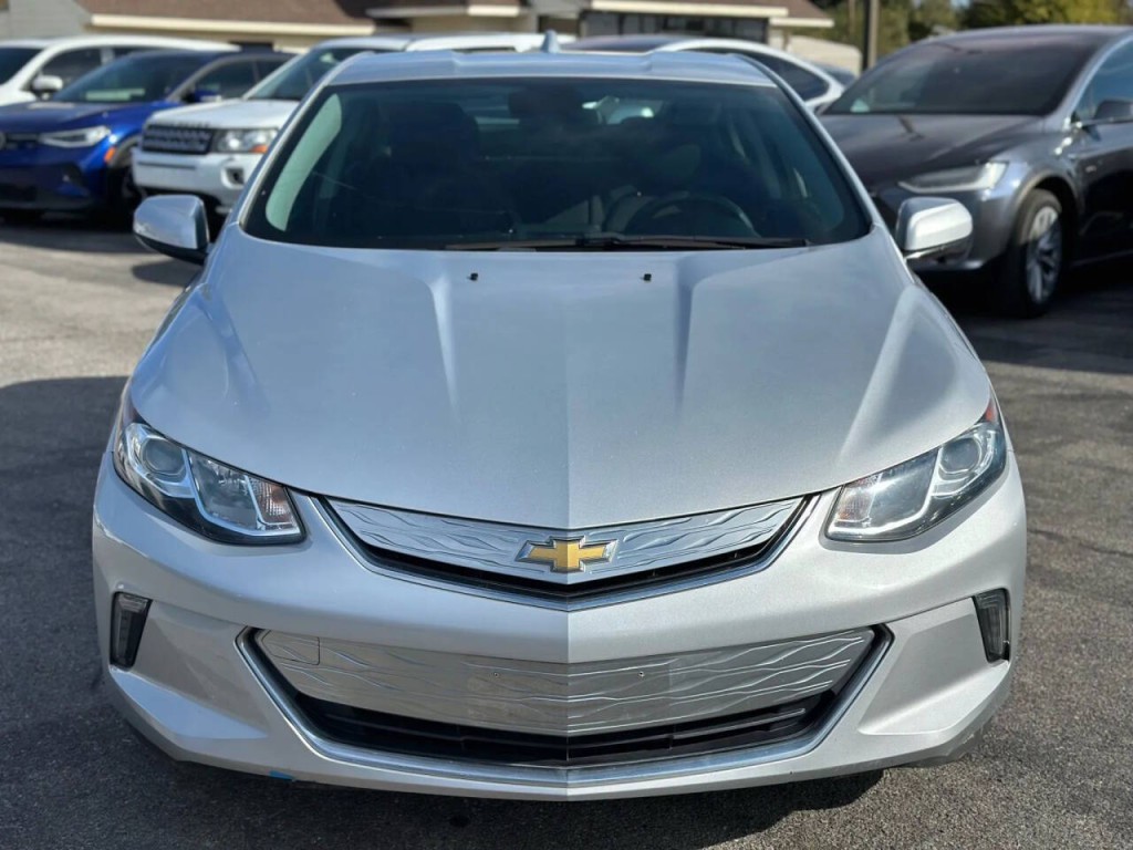 2017 Chevrolet Volt Image 3